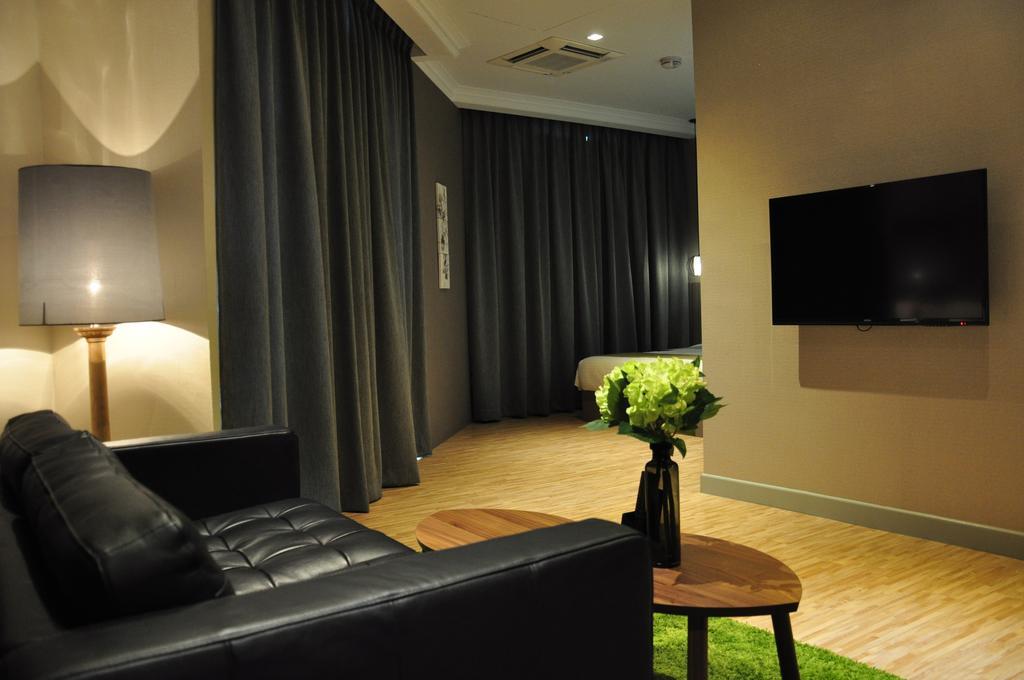 Champion Hotel  Singapur Zimmer foto